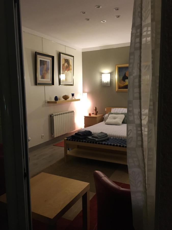 La Chambre Des Amis Parthenay Exterior foto
