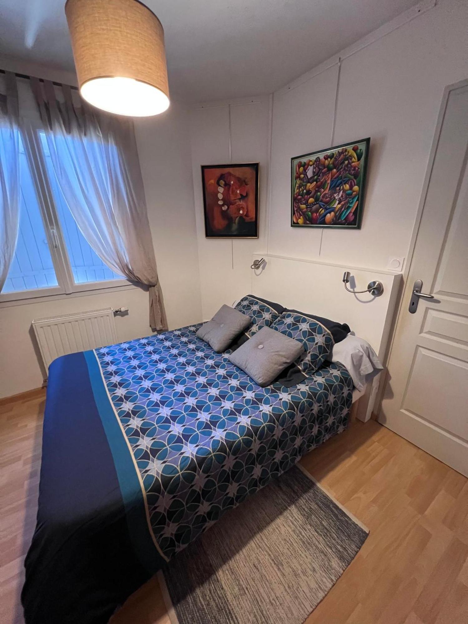 La Chambre Des Amis Parthenay Exterior foto